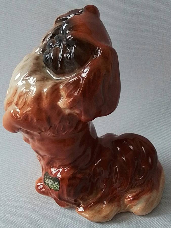 Beswick  -  Vintage porcelain - Pekingese  Dog Figure