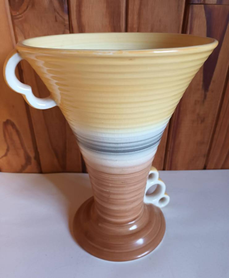 Rare Wedgwood Vase with Upper and Lower Handles