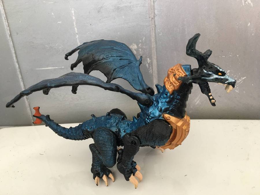 BEAUTIFUL BLUE DRAGON  FIGURE