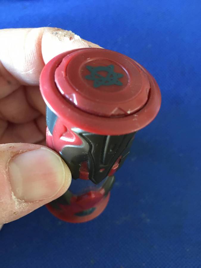 BAKUGANES MONSUNOES ANIME ACTION FIGURE CORE