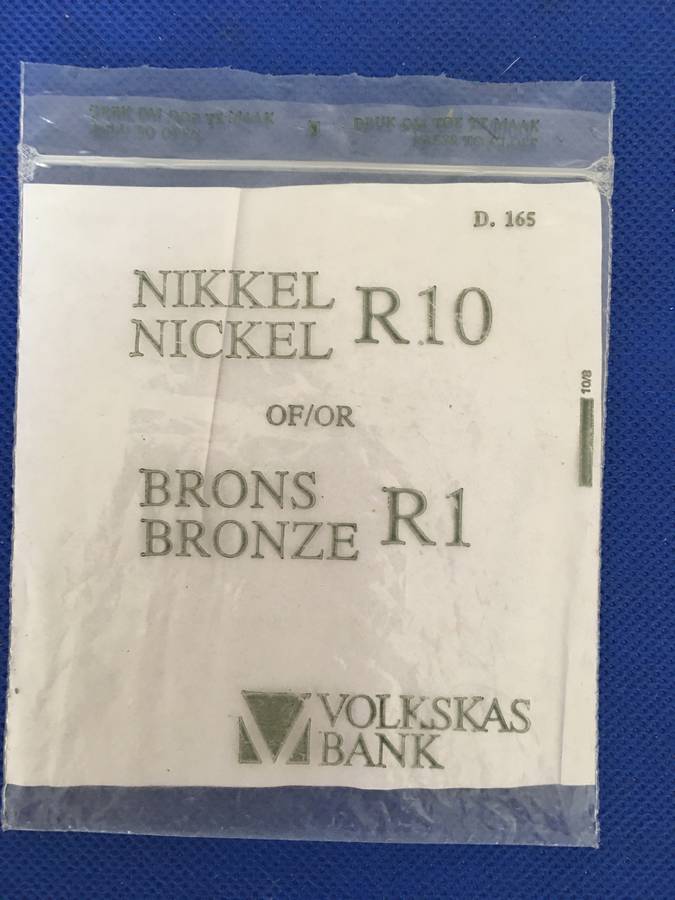 SOUTH AFRICA R2  LOT /  GERHARD DE KOCK BANK NOTE  VOLKSKAS CHEQUE / PEACE TALKS PHONE CARD ETC