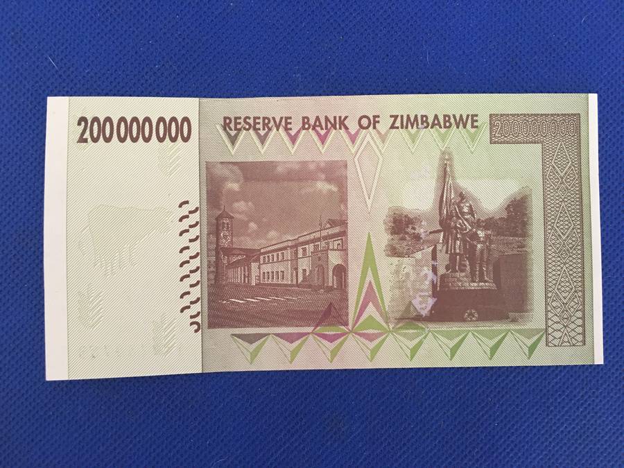ZIMBABWE - TWO HUNDRED MILLION DOLLARS  BANK NOTE - 2008 - SERIAL NUMBER WITH DOUBLE AA 4750788