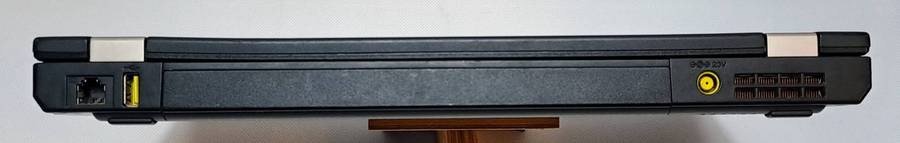 Lenovo ThinkPad T420 Laptop Bundle: Spare Battery & Dual Chargers