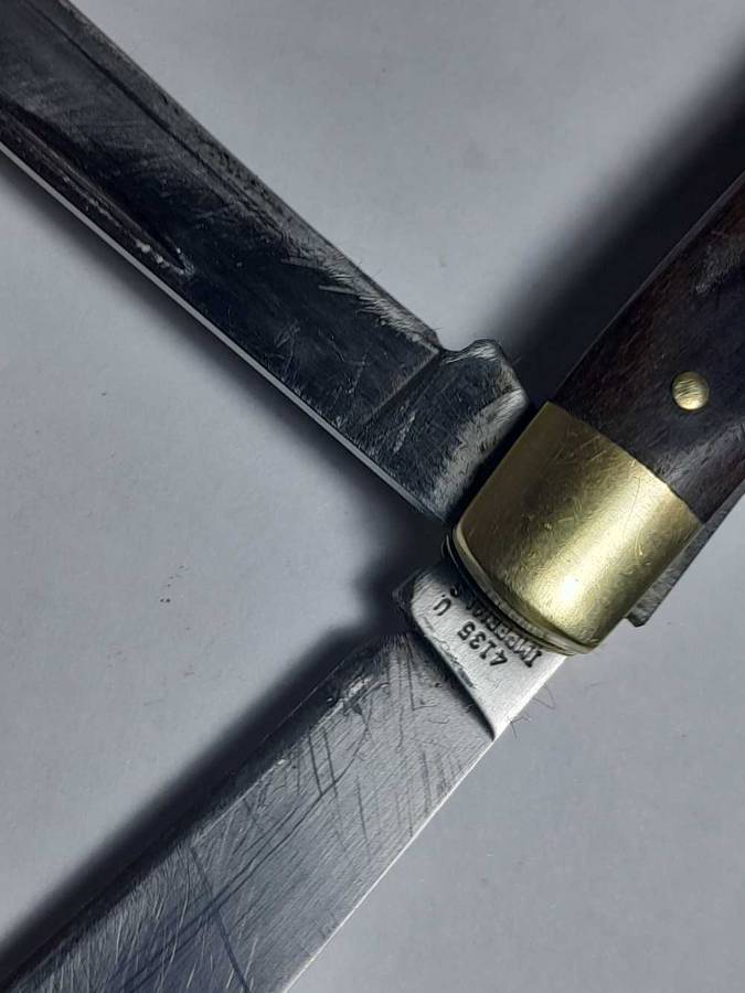 2 x Vintage US Imperial Frontier Stock Knives.