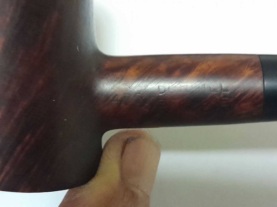 Dunhill 375 Cherrysitter Tobacco Pipe.