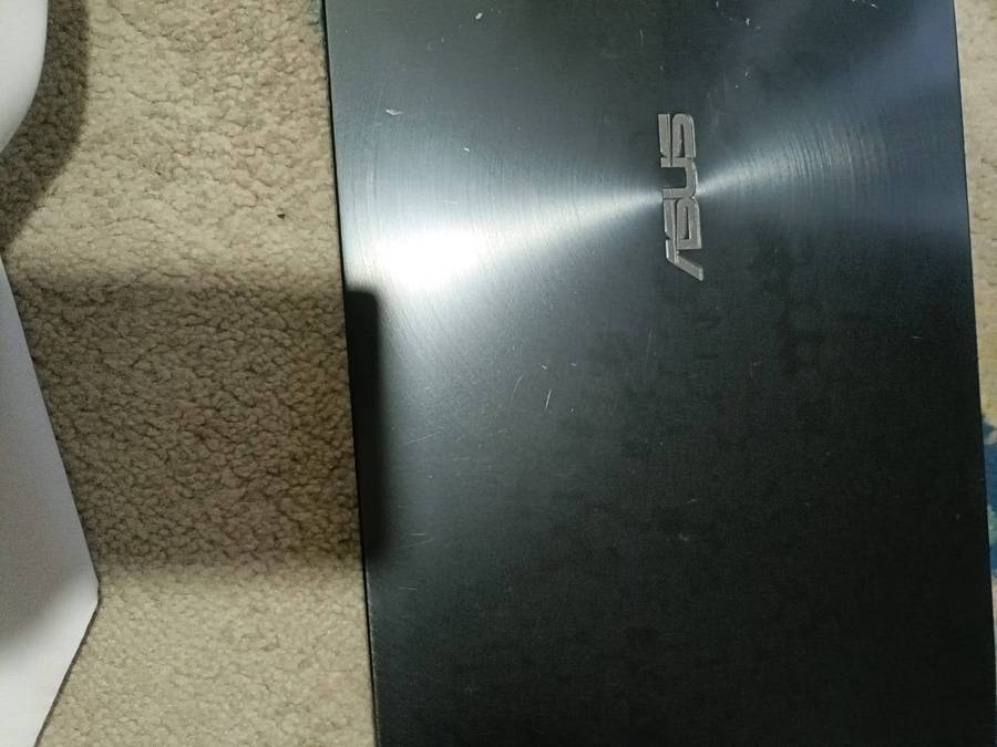 Asus Zenbook Ultrabook | 10th Gen i5, 8GB Ram, 256GB SSD, FHD