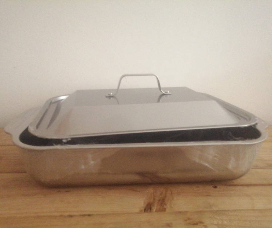 Multi-purpose Dish, Oven Pan with Lid, Braai Roasting Pan with lid, 42x24x7.5 cm