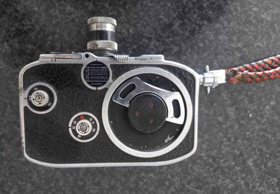 VINTAGE PAILLARD BOLEX B8 8MM CAMERA