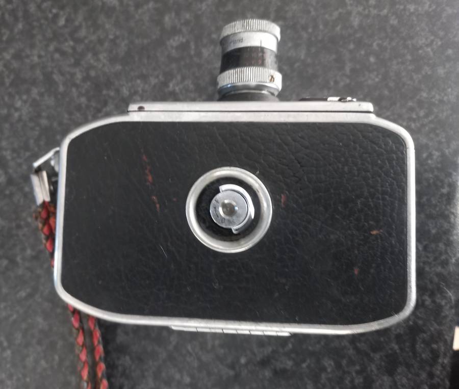 VINTAGE PAILLARD BOLEX B8 8MM CAMERA