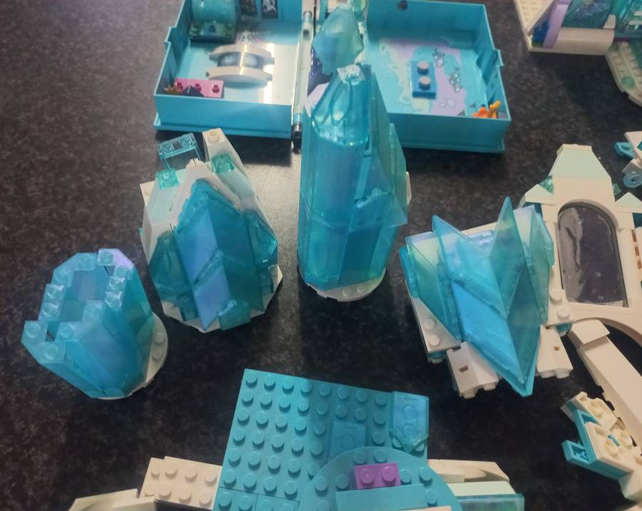 LEGO DISNEY  FROZEN ELSAS ICE PALACE AND MANY OTHER PARTS