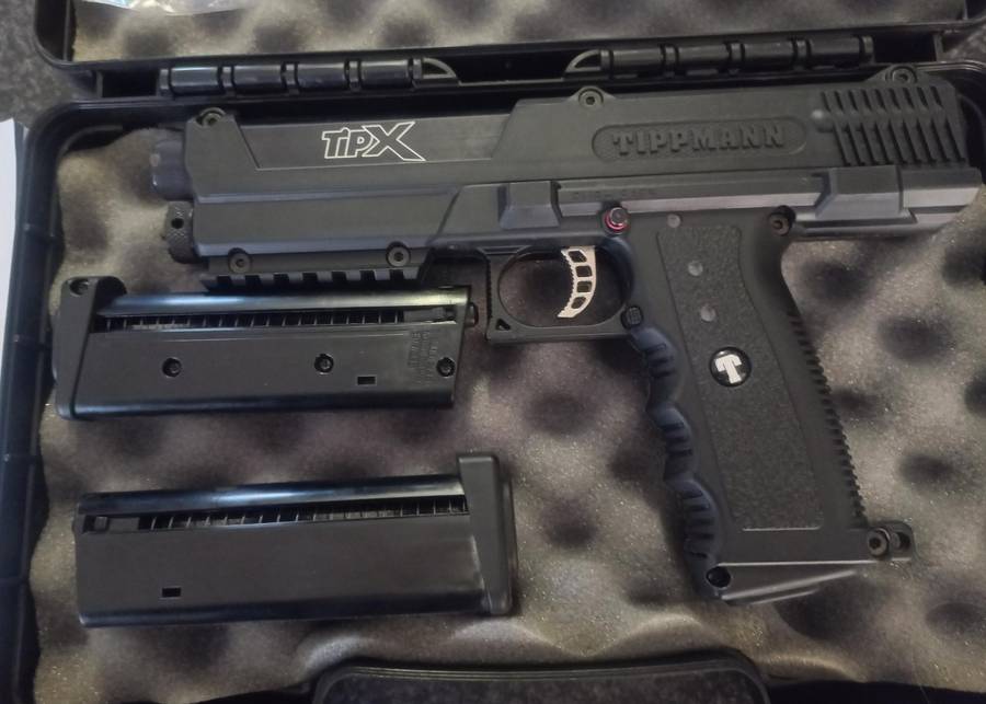 TIPPMANN TIPX .68 CALIBRE PAINBALL PISTOL