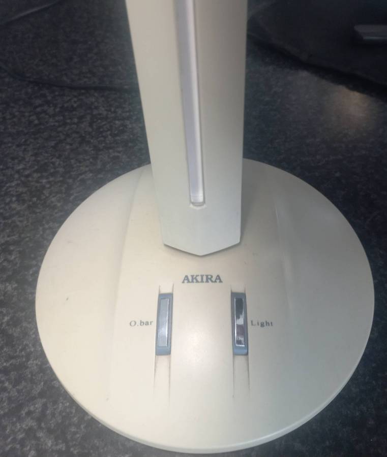 AKINA TABLE LAMP IN VERY GOOD WORKING CONDITION