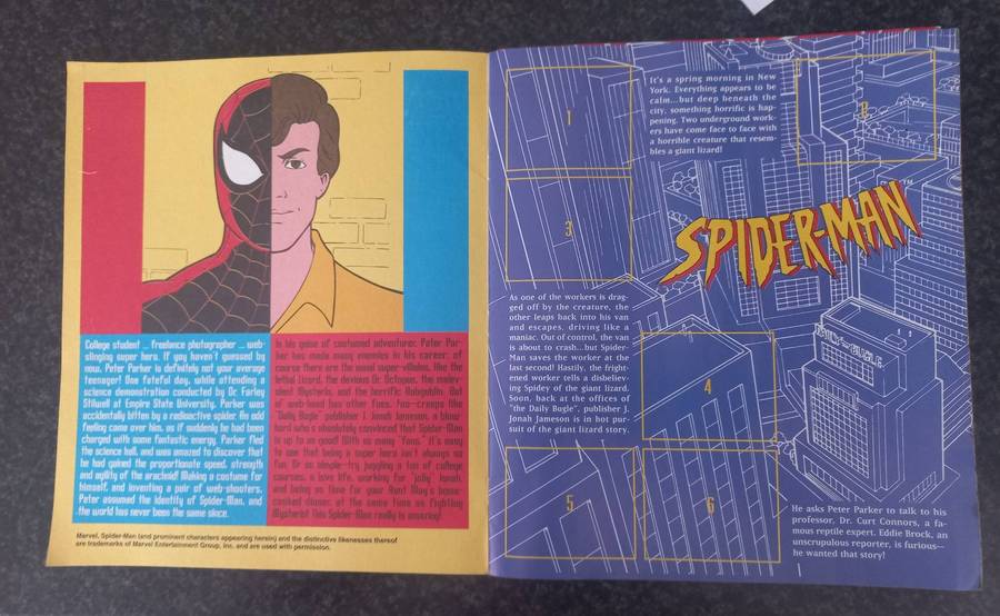 SPIDERMAN COLLCTABLE CARDS AND BOOKIE