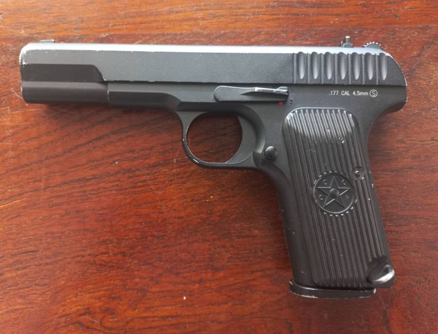 GAS KWC P[ISTOL - MADE IN TAIWAN