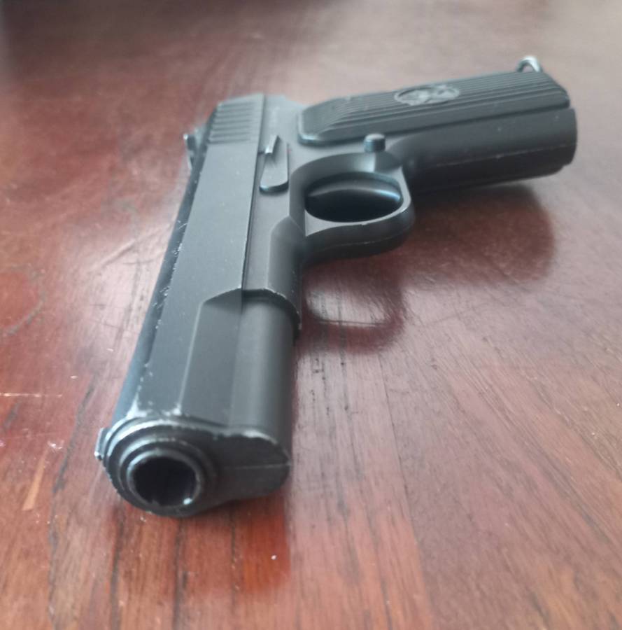 GAS KWC P[ISTOL - MADE IN TAIWAN