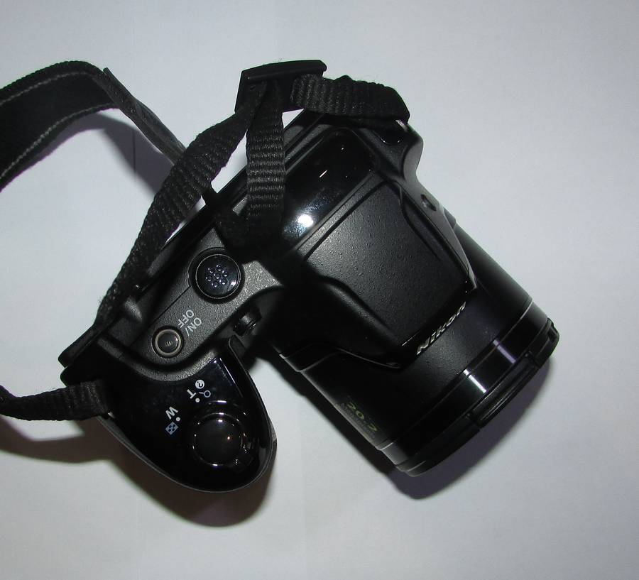 Nikon Coolpix L330 20.2MP Digital Camera with 26x Wide Optical (VR) ZoomNikon Coolpix L330 20.2MP Di