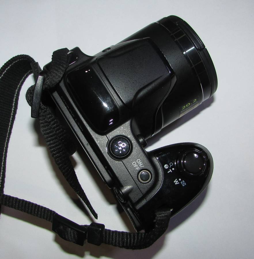 Nikon Coolpix L330 20.2MP Digital Camera with 26x Wide Optical (VR) ZoomNikon Coolpix L330 20.2MP Di