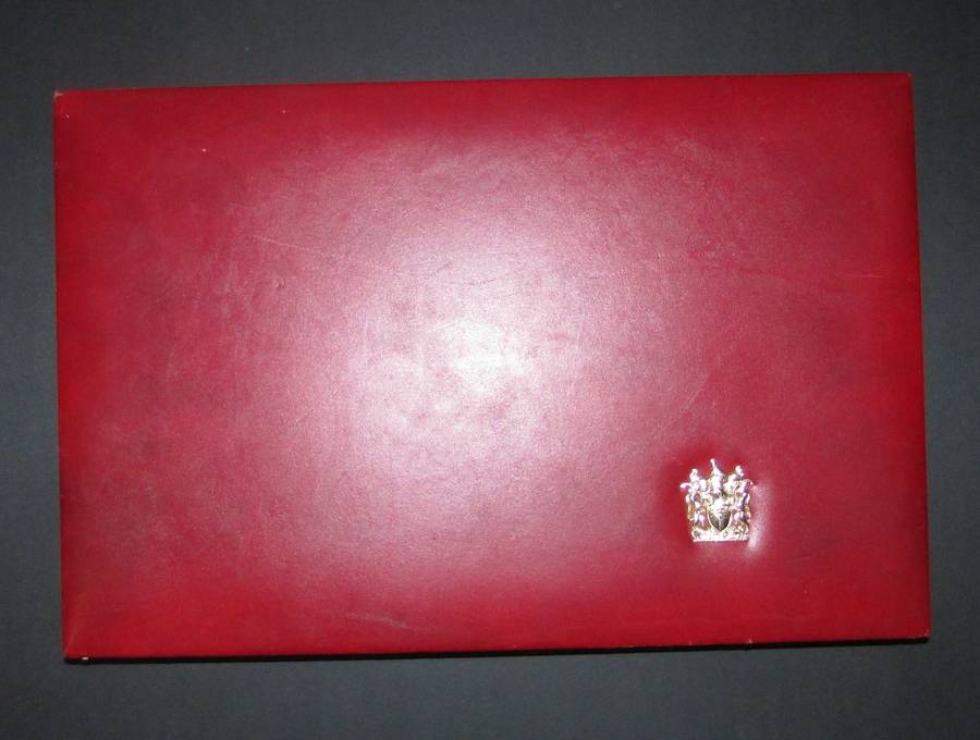 Rhodesian Honours and Awards Miniature Medal Set - Reuteler Number 000369