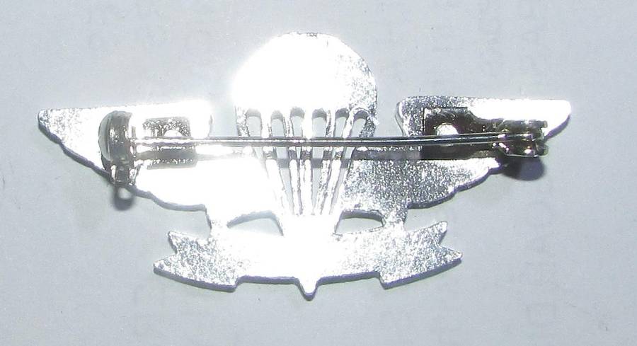 Hungarian - Parachute Wing