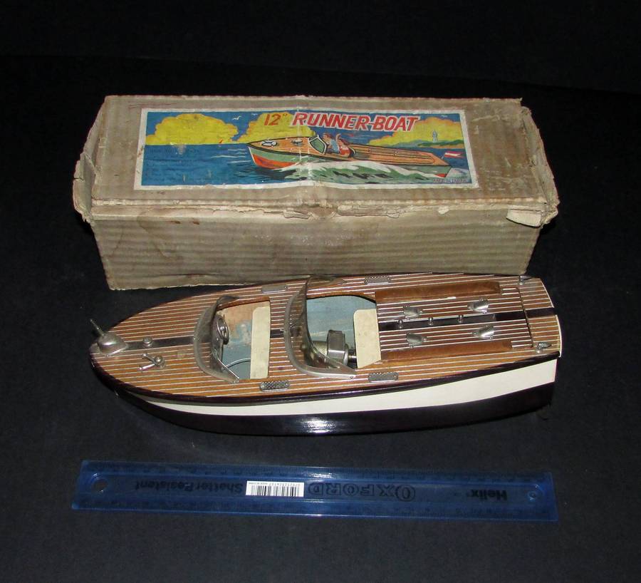 Vintage Japan Made 1950's Toy Pond Motor-Boat in with Original Box
