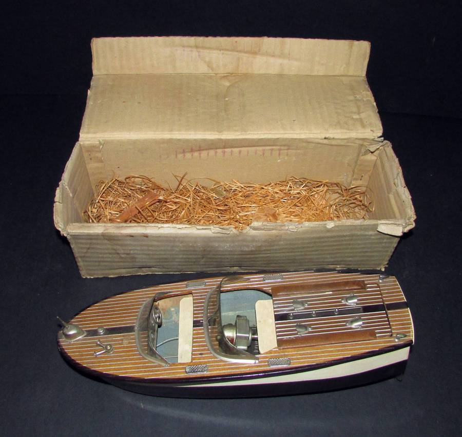 Vintage Japan Made 1950's Toy Pond Motor-Boat in with Original Box