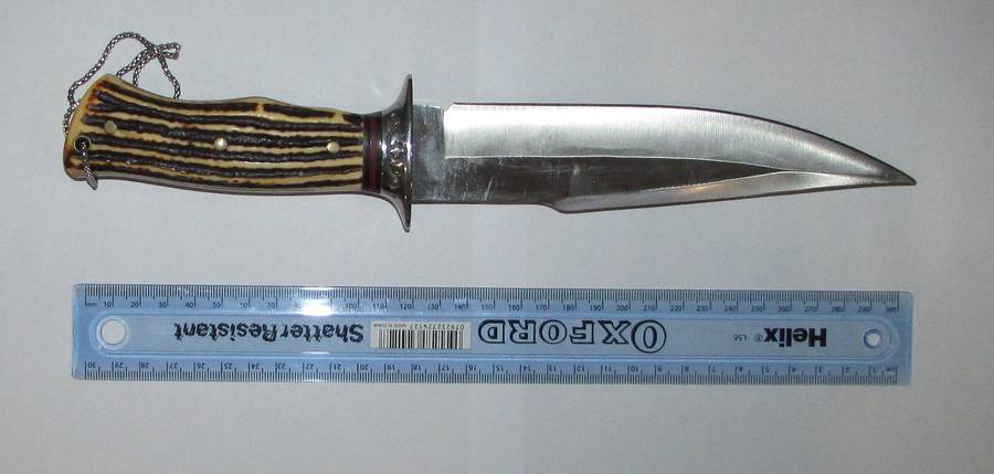 Vintage Hunting Kinfe in Top Condition