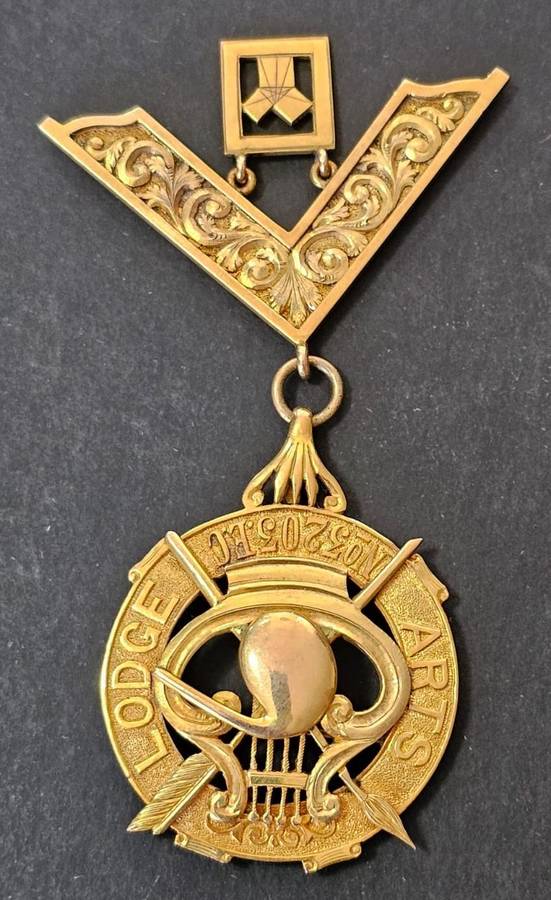 Stunning Masonic Jewel