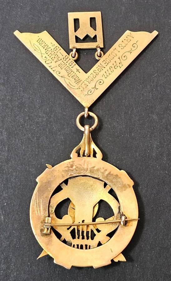 Stunning Masonic Jewel