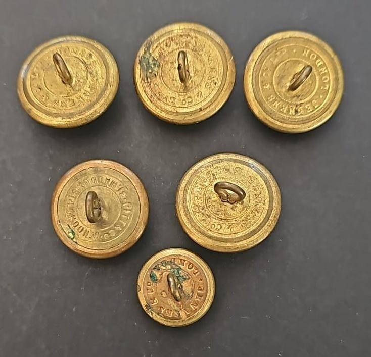United Kingdom - WW11 The Royal Fusiliers Regiment Button Lot