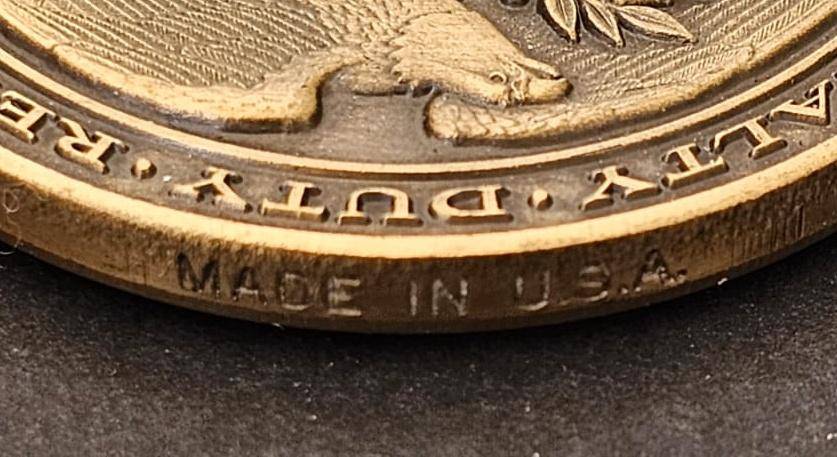 U.S. Army 82nd Airborne Division Challenge Coin and Badge