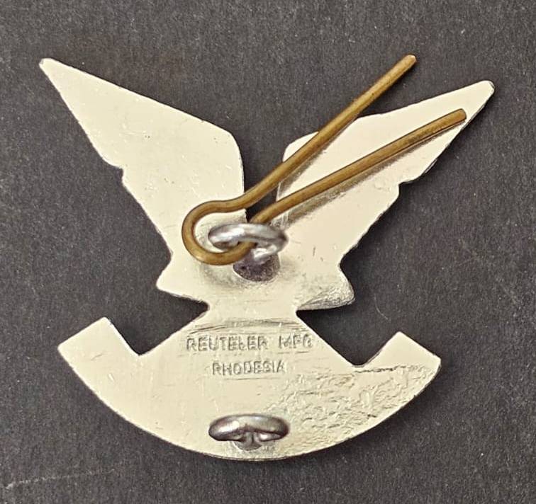 Rhodesia - Selous Scouts Adonised Cap Badge ( Reuteler )