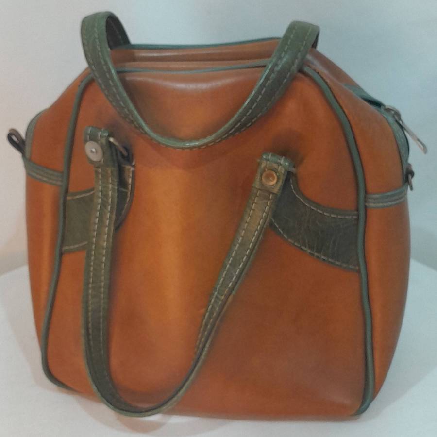 Gorgeous retro mini bowling bag