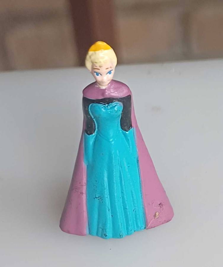 Frozen Elsa toy