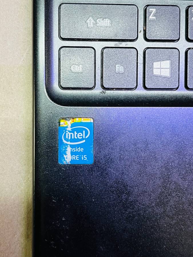 Acre aspire E1 572 LAPTOP (dead read description)