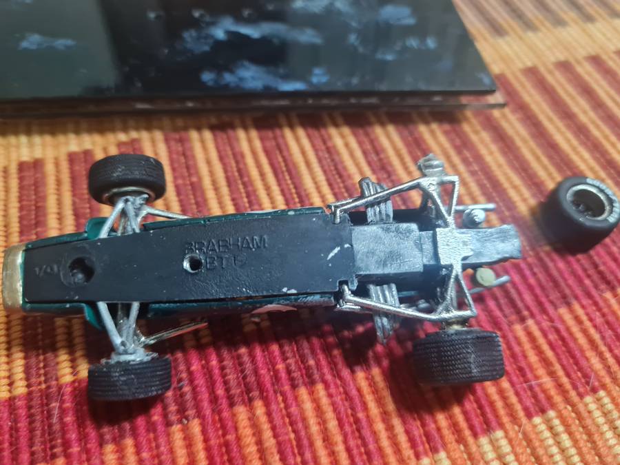1/43 scale Brabham #5 (read additional infoplease)