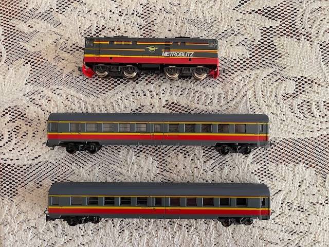 Lima Metroblitz train set