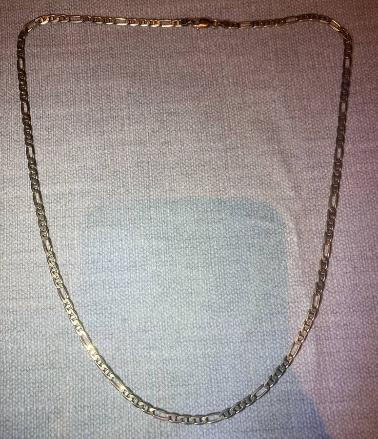 9ct GOLD CHAIN