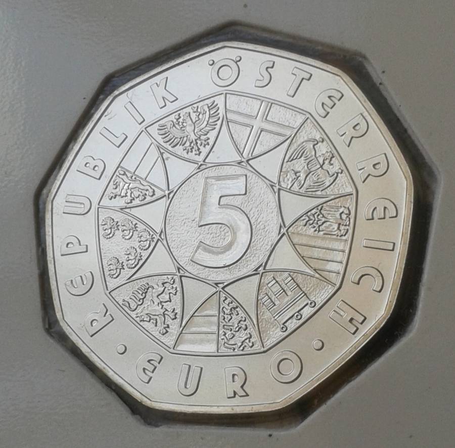2009 Austria brilliant uncirculated silver 5 Euro in blister pack (Joseph Haydn)
