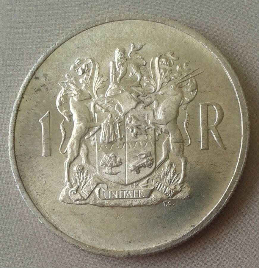 1969 English uncirculated silver R1