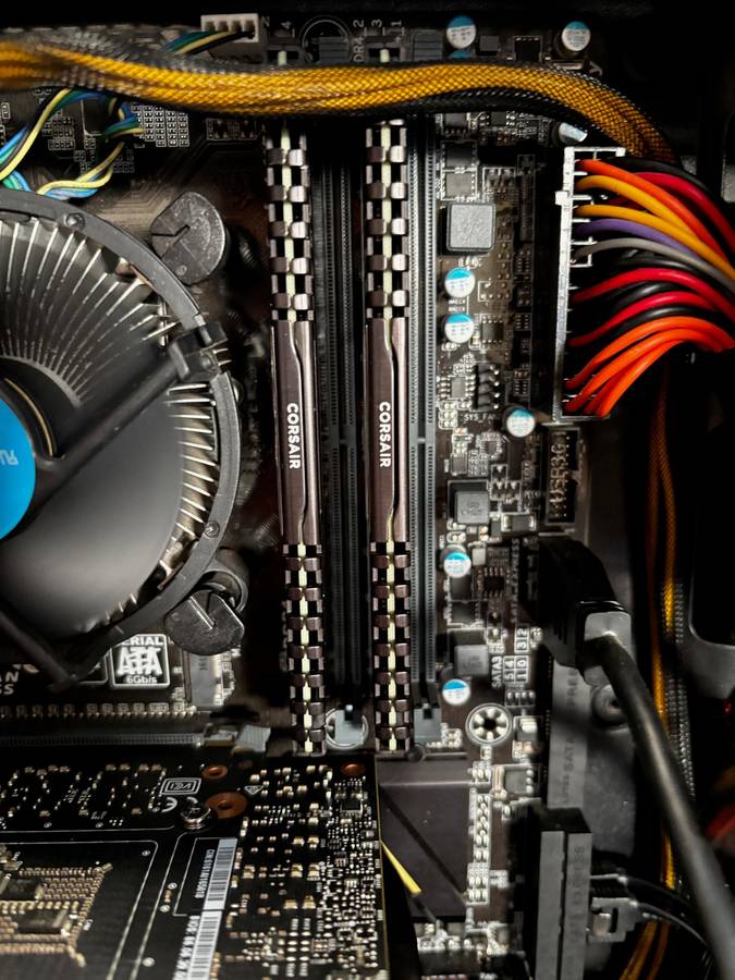 i5 6th Gen - Corsair PC - Nvidia 1060 GTX