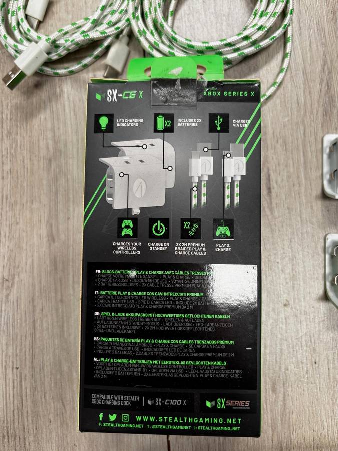 XBox series X battery pack