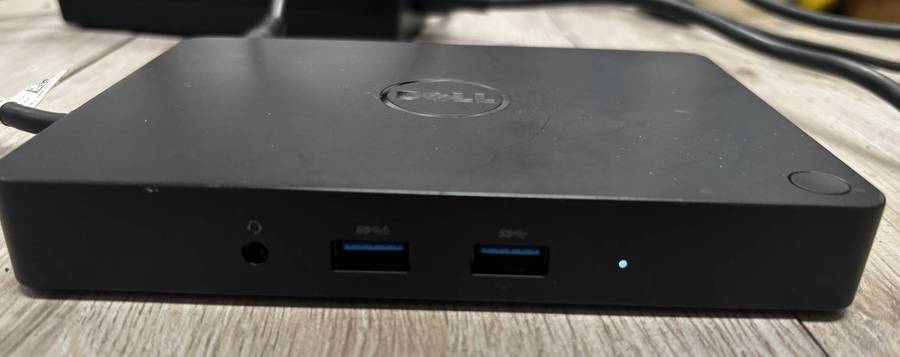 Dell laptop docking station