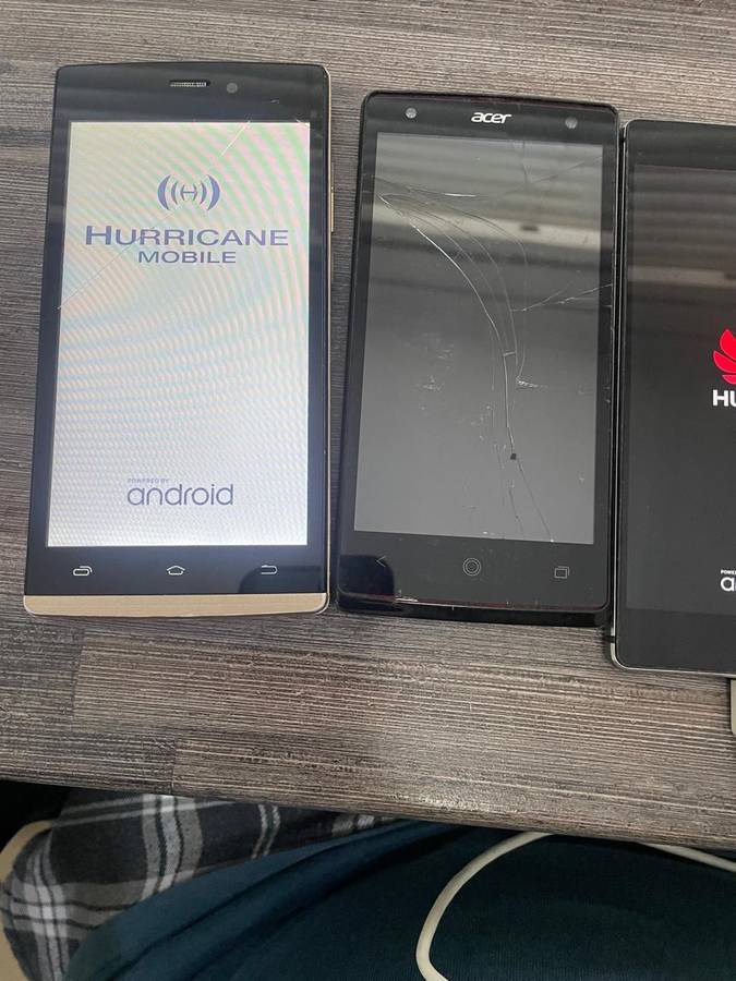 Samsung,  huawei etc 5 phones for spares