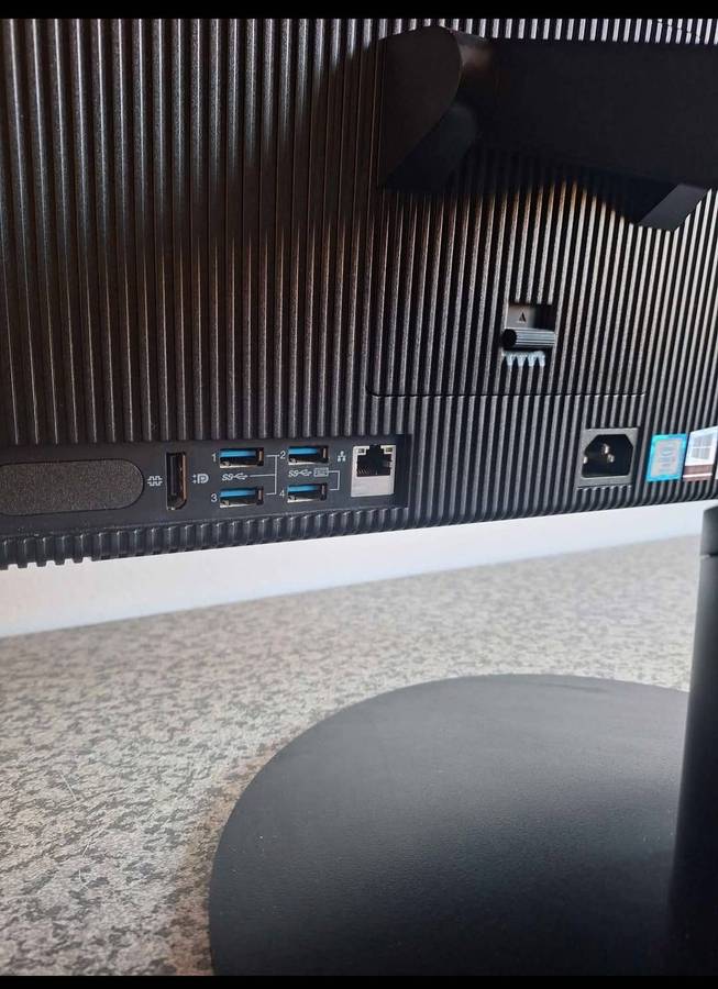 LENOVO AIO BUSINESS DESKTOP-I7 8TH GEN-16GIG RAM AND 512GIG SSD