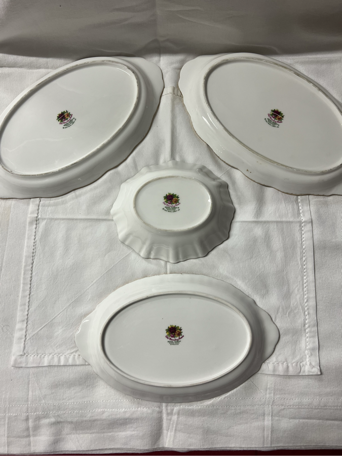 Royal Albert Old Country Roses Regal Trays and Bon Bon Dish