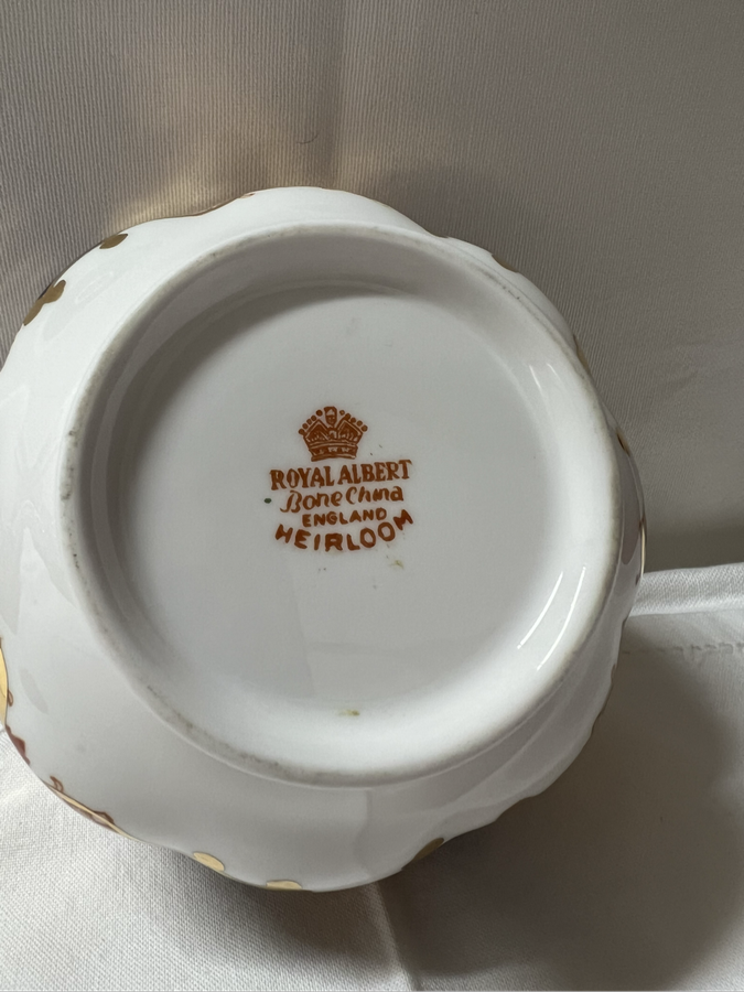 Royal Albert Heirloom Sugar Bowl