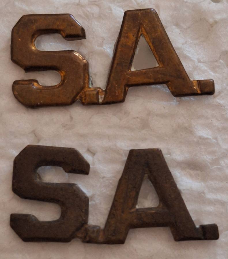 SADF - SA TITLE BADGES PAIR - PINS INTACT