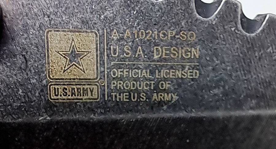 8.5" U.S. ARMY OFFICIAL MILITARY DIGITAL CAMO POCKET KNIFE (A-A1021CS)