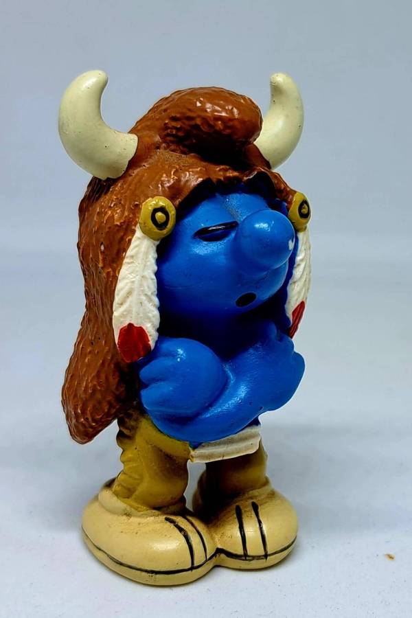 Vintage Peyo Schleich Germany - Indian Buffalo Smurf - Hoi- Yaahaaa-Hoi
