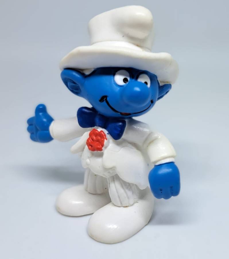 1991 Peyo - Wedding Groom Smurf Figure - Excellent Condition